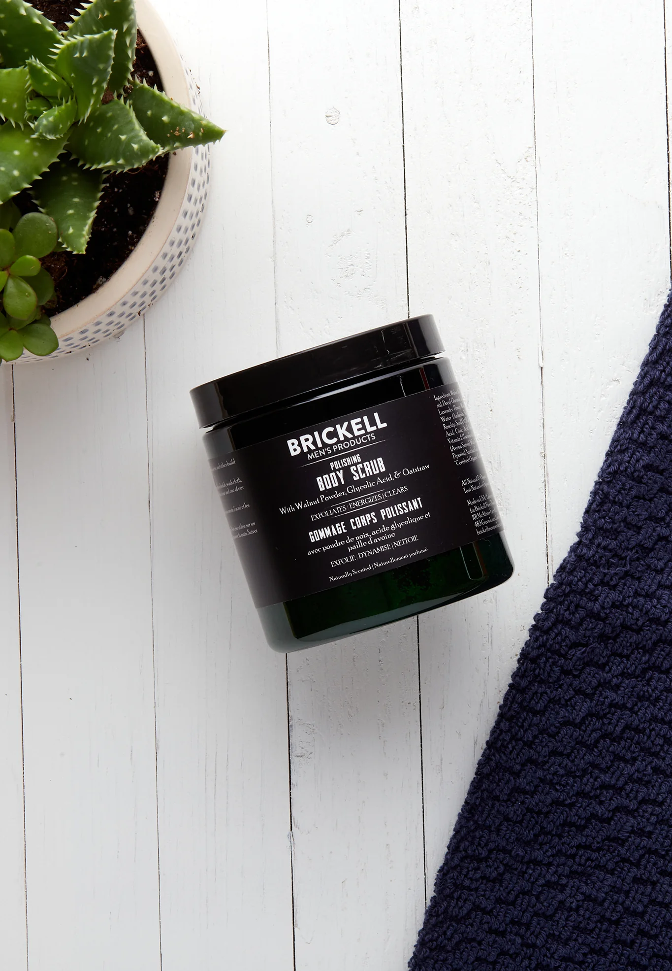 polishing-body-scrub-for-acne-5.webp